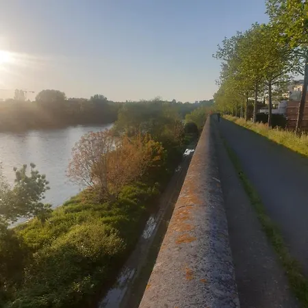 Appart Cosy Sur Berges De Garonne Pour & Affaires Appartement *